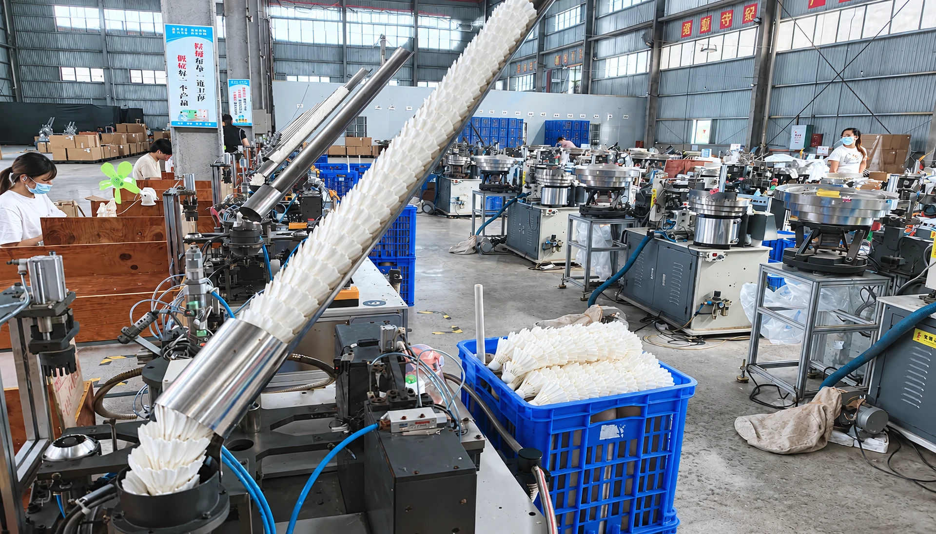 China Direct Shuttlecock Robotic Assembly Line Super Factory Workshop